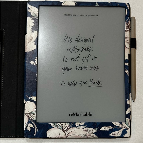 Remarkable 2 Great Condition with pen - Picture 4 of 8